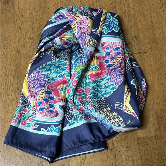 NWT J. McLaughlin Gemma Paradis Scarf - Picture 3 of 4